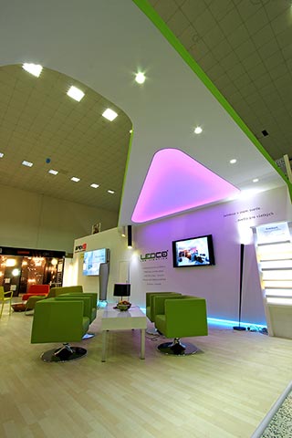 Sadrokartónový stánok s LED osvetlením